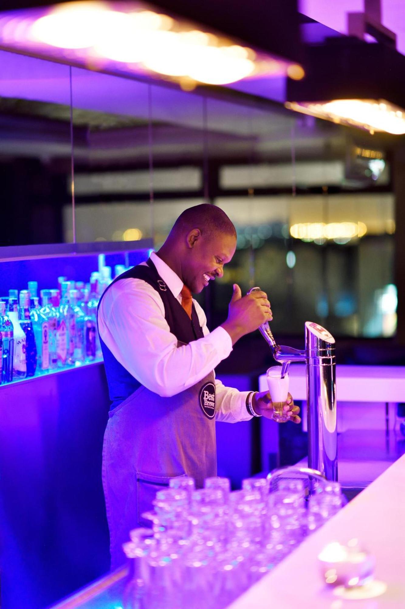 Four Points By Sheraton Nairobi Hurlingham Εξωτερικό φωτογραφία