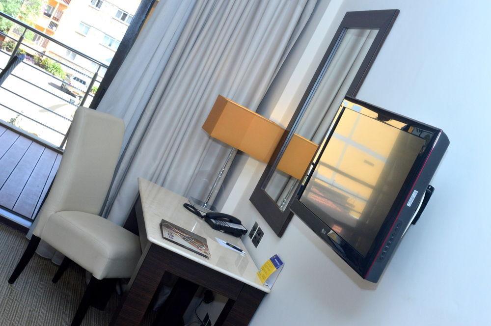 Four Points By Sheraton Nairobi Hurlingham Εξωτερικό φωτογραφία